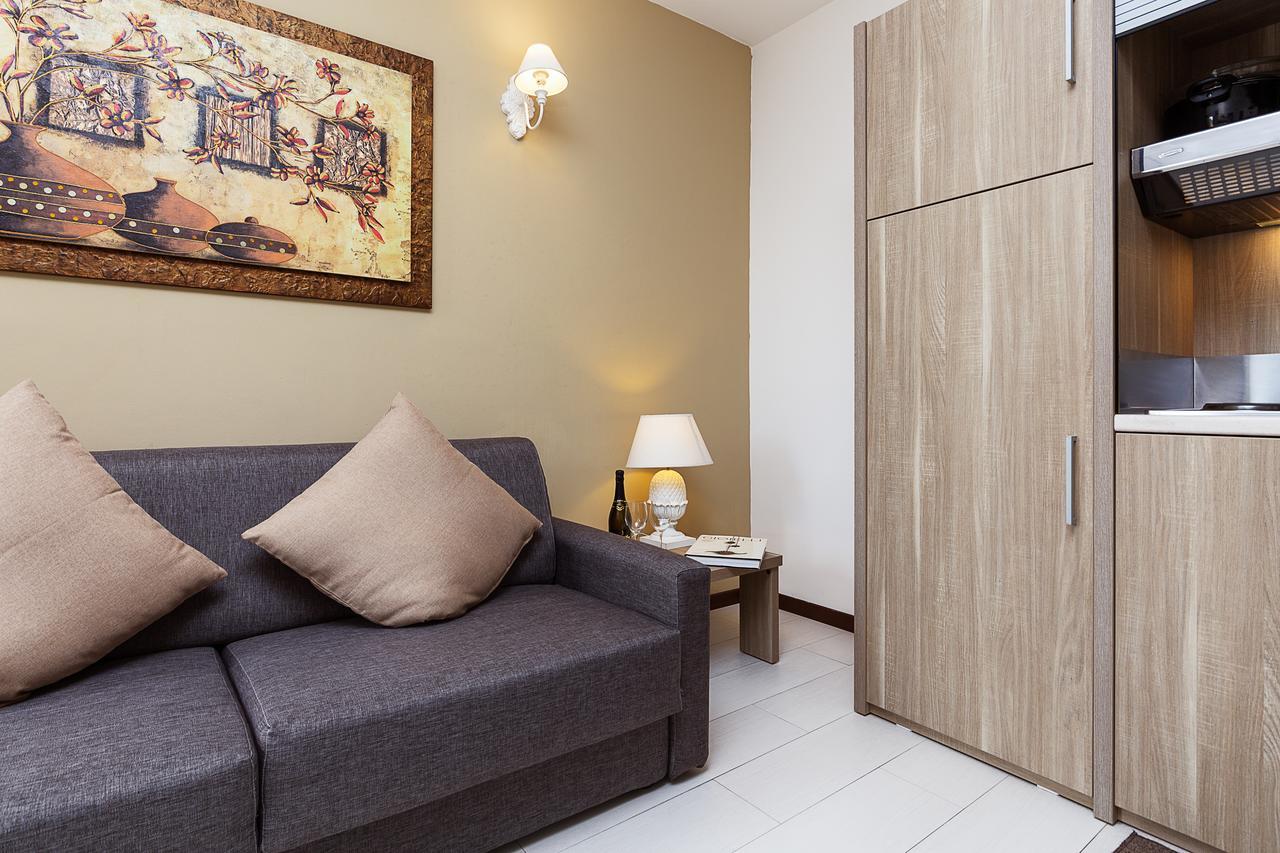 Le Residenze Del Centro Aparthotel Олбия Екстериор снимка